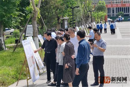 宣汉职专举办“青春飞扬·书画未来”学生书画展