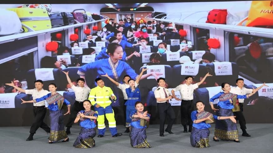 现场直击！中老铁路纪录片，火了！