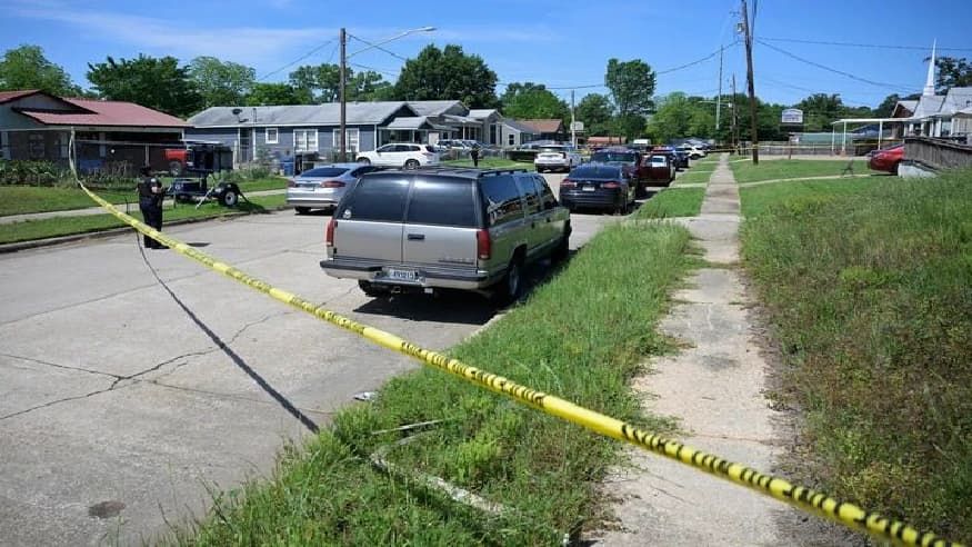 美国发生群体性枪击事件 8名儿童死亡