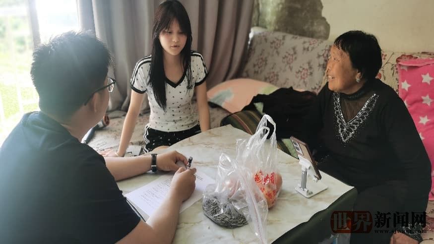 宣汉职专综合高中：家访搭起“暖心桥”家长真情“两坚定”