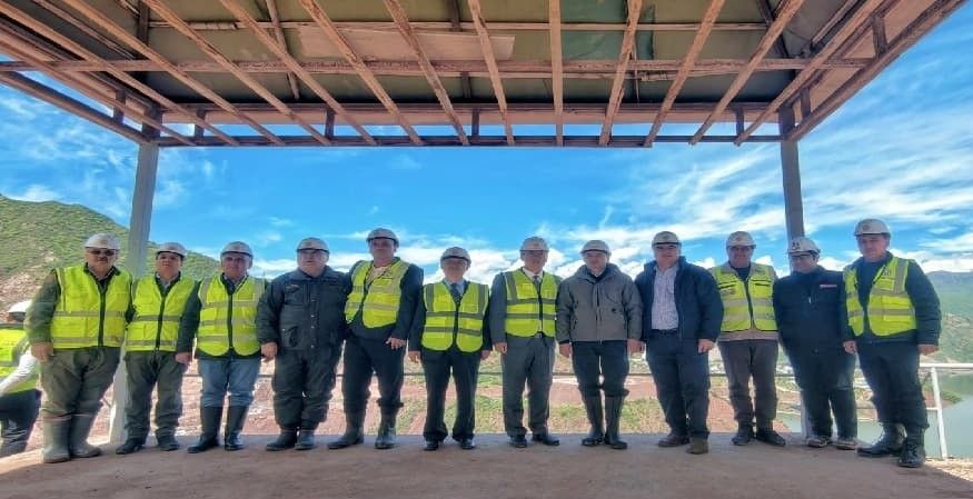 郭志军大使陪同拉苏尔佐达总理考察罗贡水电站