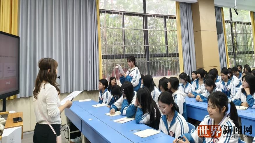 宣汉职专：不定义，只绽放——特殊心育课助力电子专业女生自信启