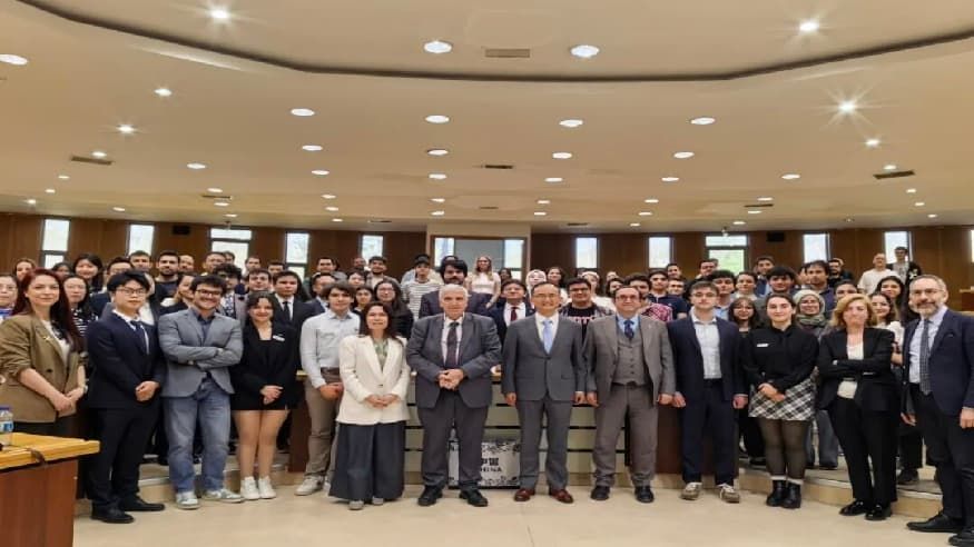 姜学斌大使访问中东技术大学