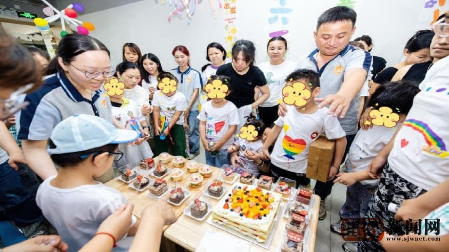 童心同乐 亲子T恤创意秀——万晖五金（深圳）开展2026特殊