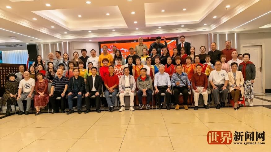 纪念中国工农红军长征胜利90周年歌咏朗诵会