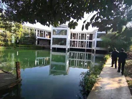 51b441e18d99c8f009fcc3335d224ac8.jpg 51b441e18d99c8f009fcc3335d224ac8.jpg