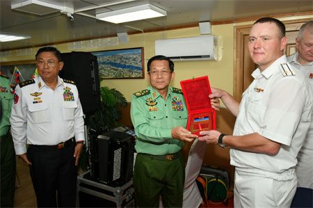 d0934ff93fb2a2108aa41f7c0ff191ce.jpg d0934ff93fb2a2108aa41f7c0ff191ce.jpg